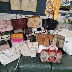 💯 Authentic pocketbooks Coach, Gucci, MK, Guess